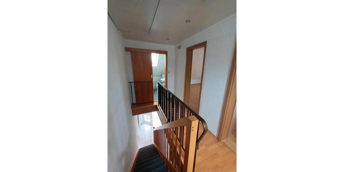 Einfamilienhaus Steinwenden - 7 Zimmer, 160 m&sup2;, 210.000&euro; | Angebot:26640063