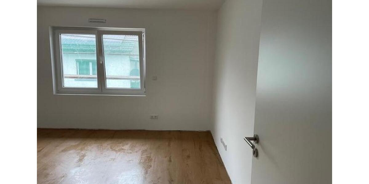 Etagenwohnung Rodenbach - 4 Zimmer, 100 m&sup2;, 1.200&euro; | Angebot:26164927