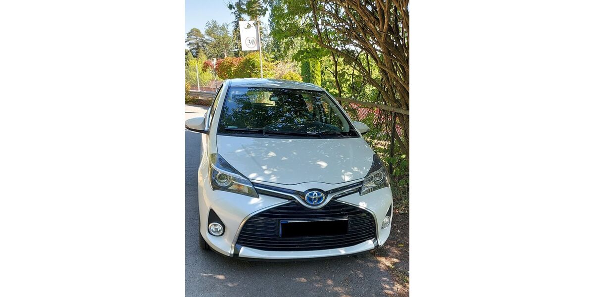 Toyota Yaris 84.300 km 11.950 &euro; Kaiserslautern 67655