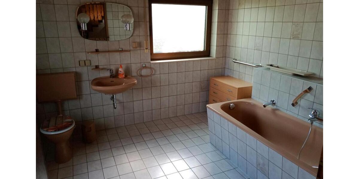 Doppelhaushälfte Steinbach am Donnersberg - 5 Zimmer, 185 m&sup2;, 1.550&euro; | Angebot:26252888