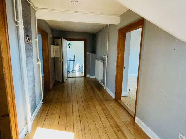 Mehrfamilienhaus, Wohnhaus Kirchheimbolanden - 6 Zimmer, 175 m&sup2;, 275.000&euro; | Angebot:25727114