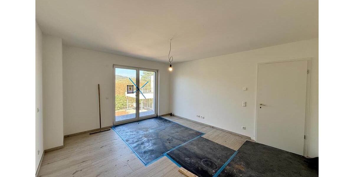 Etagenwohnung Neustadt an der Weinstraße Diedesfeld - 4 Zimmer, 142 m&sup2;, 2.273&euro; | Angebot:26101950