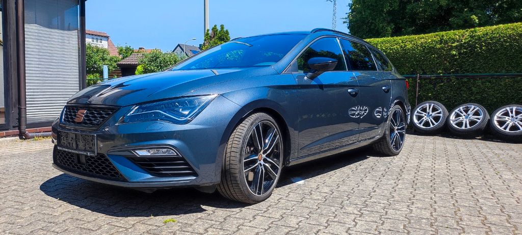 Seat Leon 92.000 km 19.900 &euro; Bruchmühlbach-Miesau 66892