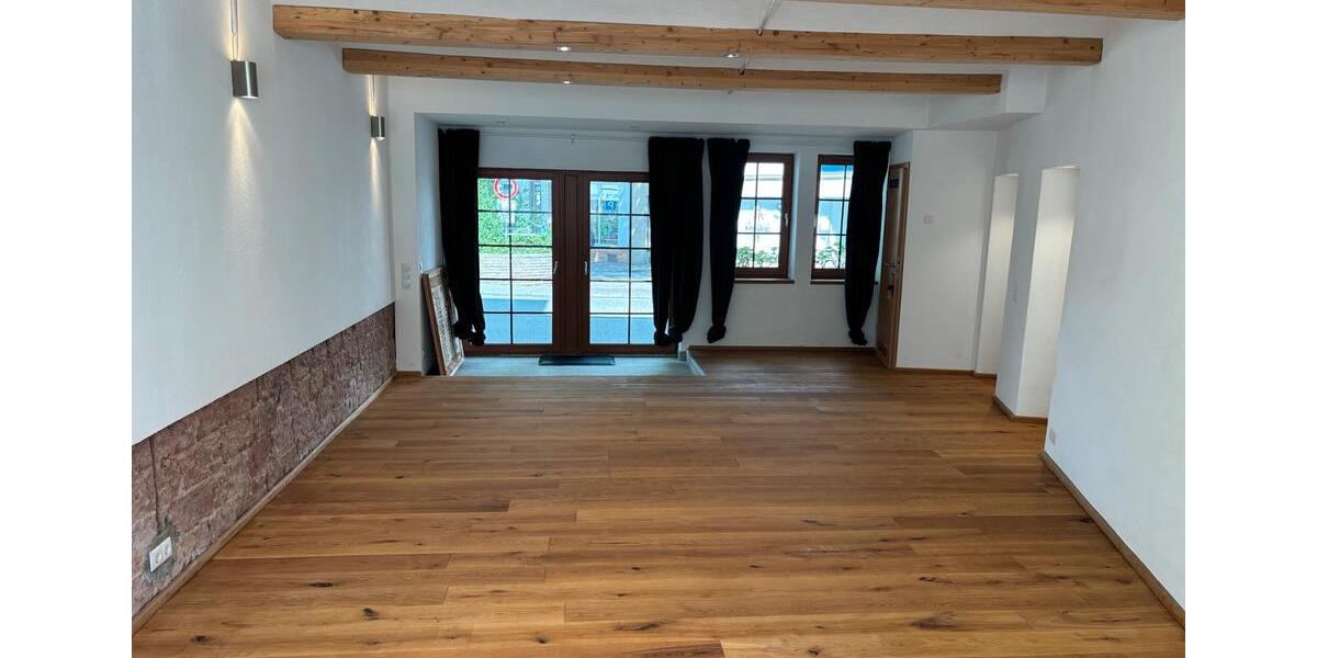 Einfamilienhaus Enkenbach-Alsenborn Alsenborn - 9 Zimmer, 232 m&sup2;, 389.000&euro; | Angebot:26624157