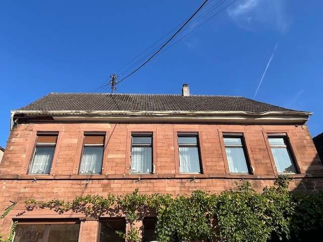 Haus zum Kaufen in Neustadt-Diedesfeld 347.000 € 210 m²