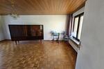 ObjNr:19684 - Freistehendes Einfamilienhaus mit Vor- und Rückgarten sowie Garage und Stellplatz 4 zimmer