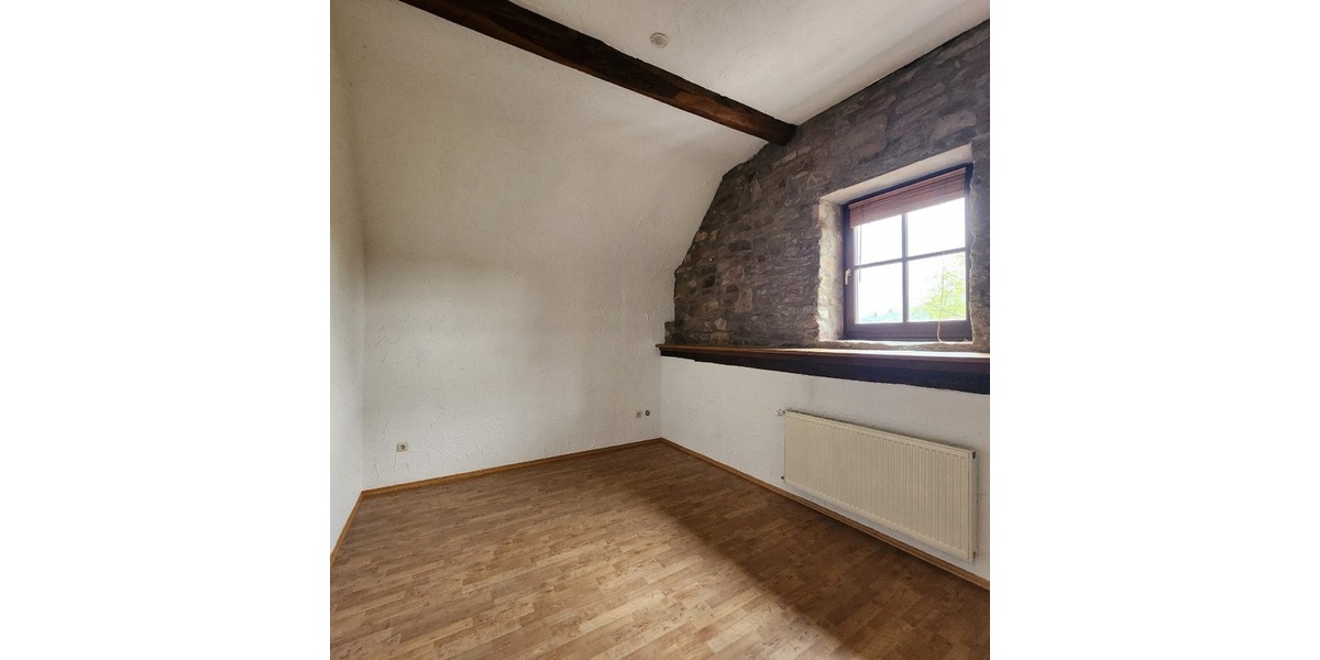 Zur Vermietung: Historisches Wohnen neu definiert – liebevoll saniertes Haus mit 180 m² in Altenglan - Reihenmittelhaus Altenglan | Angebot:26366100