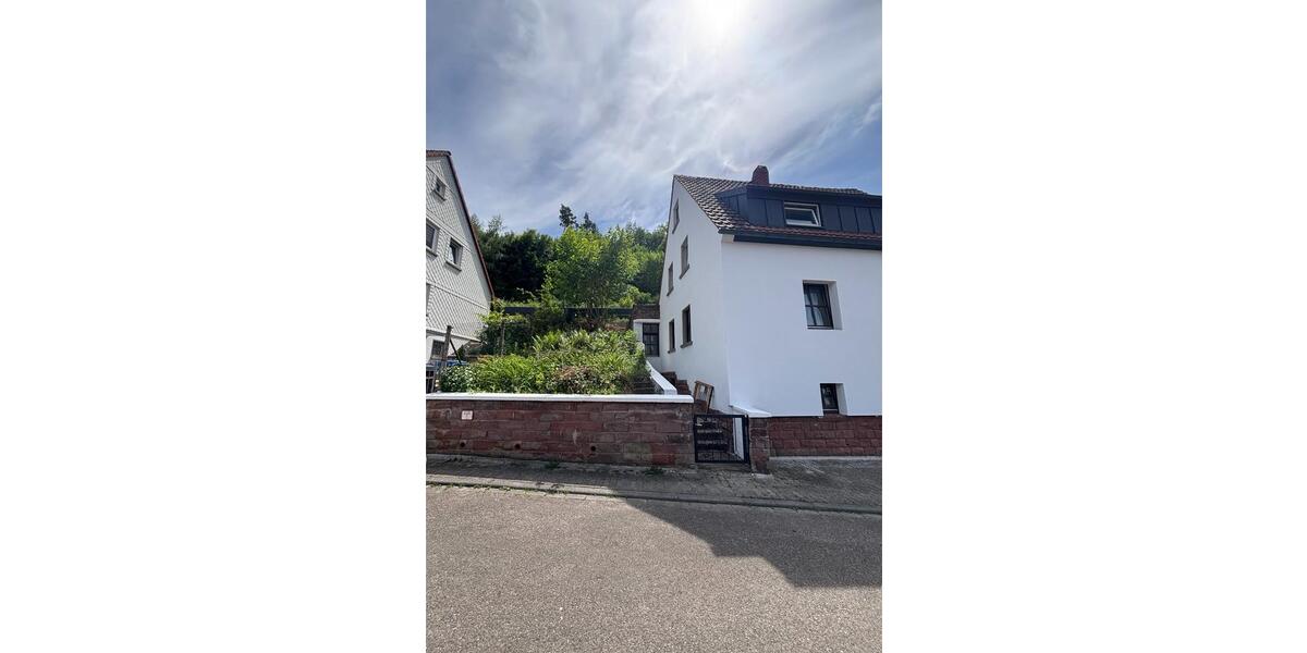 Einfamilienhaus Lambrecht (Pfalz) - 6 Zimmer, 131 m&sup2;, 385.000&euro; | Angebot:26975770