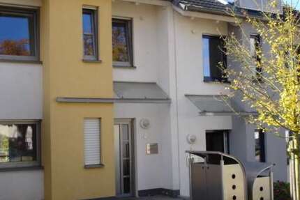 Haus Kaiserslautern - 5 Zimmer, 168 m&sup2;, 1.500&euro; | Angebot:26238504