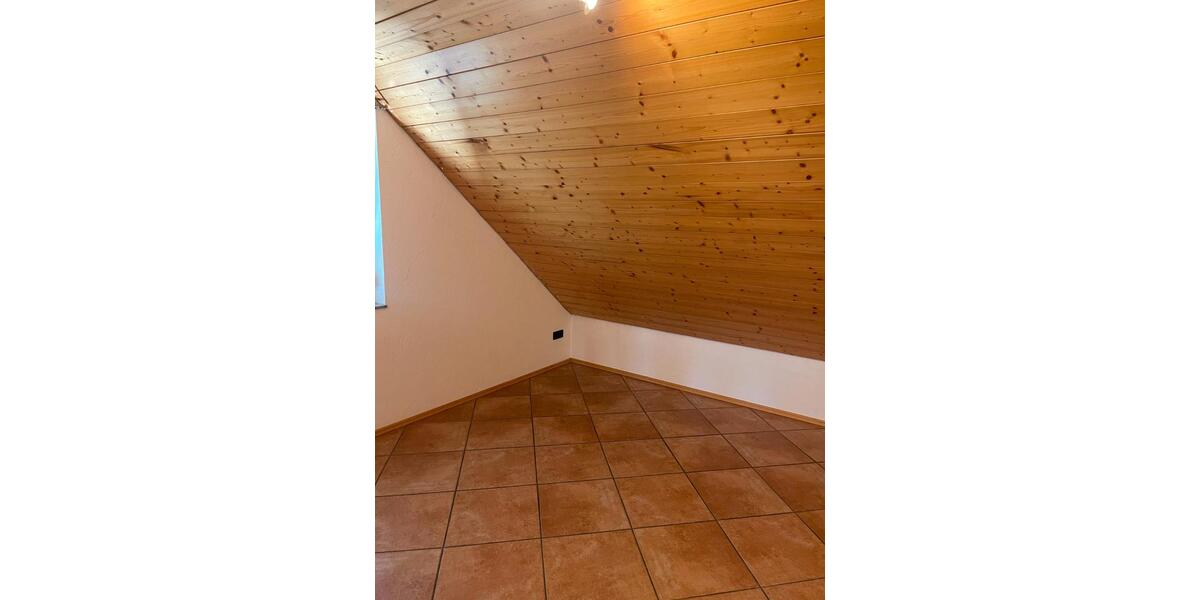 Einfamilienhaus Rammelsbach - 5 Zimmer, 230 m&sup2;, 1.800&euro; | Angebot:26624272