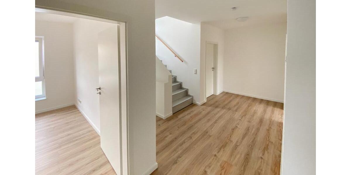 Einfamilienhaus Ramstein-Miesenbach Miesenbach - 9 Zimmer, 223 m&sup2;, 589.000&euro; | Angebot:26533887
