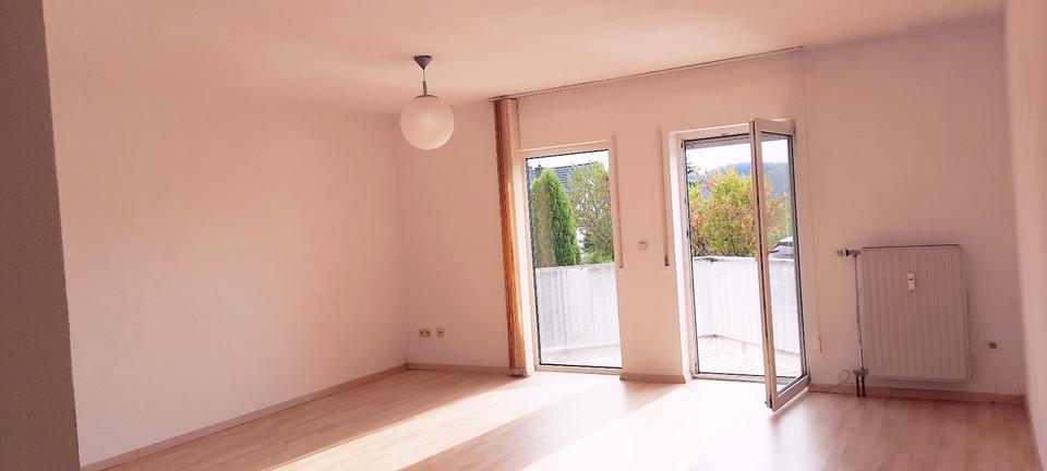 Erdgeschoßwohnung Otterberg - 3 Zimmer, 80 m&sup2;, 760&euro; | Angebot:25178704