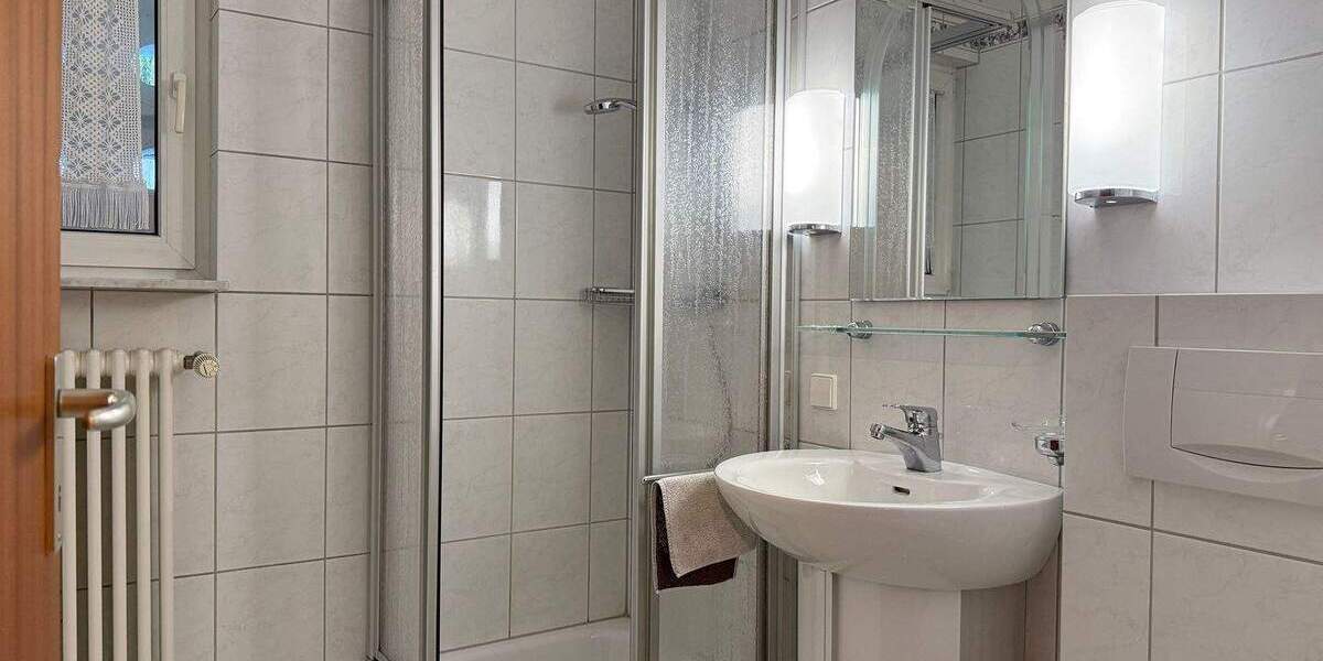 Doppelhaushälfte Kaiserslautern Innenstadt - 6 Zimmer, 144 m&sup2;, 315.000&euro; | Angebot:25915503