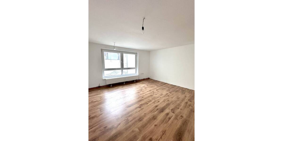 Gewerbeobjekt Kaiserslautern Innenstadt - 4 Zimmer, 1.220&euro; | Angebot:23960102