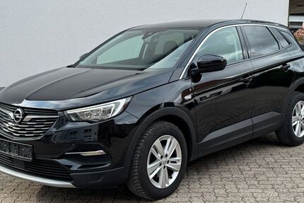 Opel Grandland (X) 67.159 km 13.800 &euro; CLAUSEN 66978
