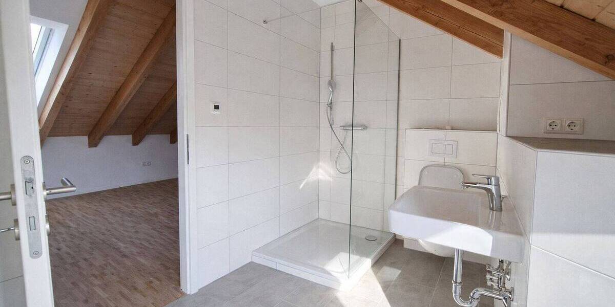 Mehrfamilienhaus, Wohnhaus Bad Dürkheim - 5 Zimmer, 156 m&sup2;, 1.800&euro; | Angebot:26204183