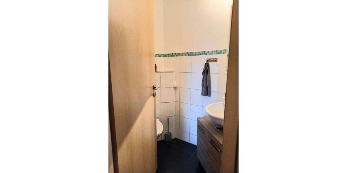 TOP Wohnhaus mit Balkon, Terrasse, Garten, Garage und ca. 40 m² Ausbaupotenzial im Dachstudio, in Rodalben (Pirmasens) 4 zimmer