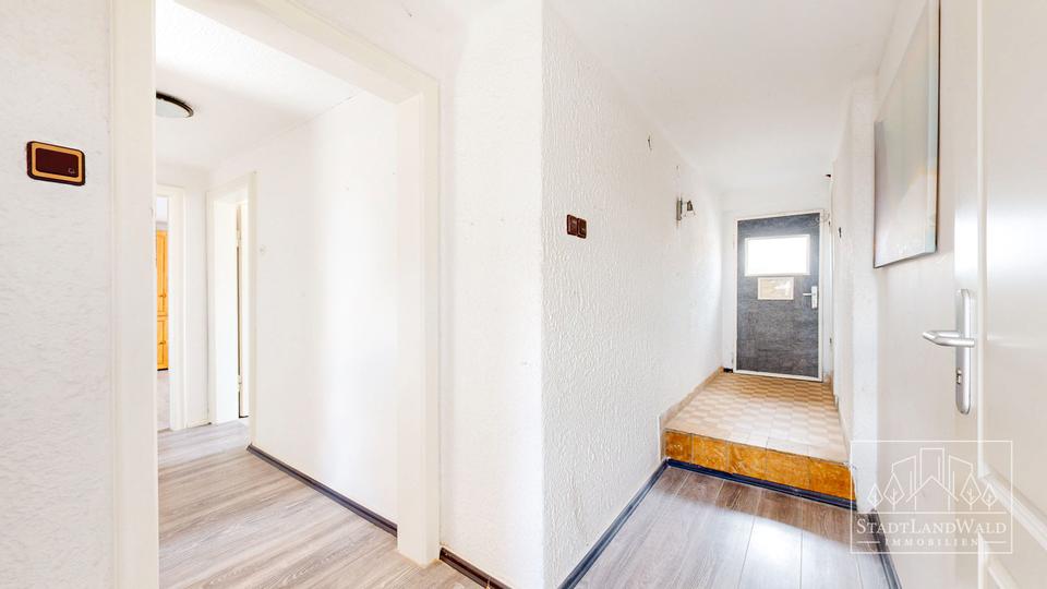 Dachgeschoßwohnung Pirmasens - 3 Zimmer, 65 m&sup2;, 390&euro; | Angebot:26659695
