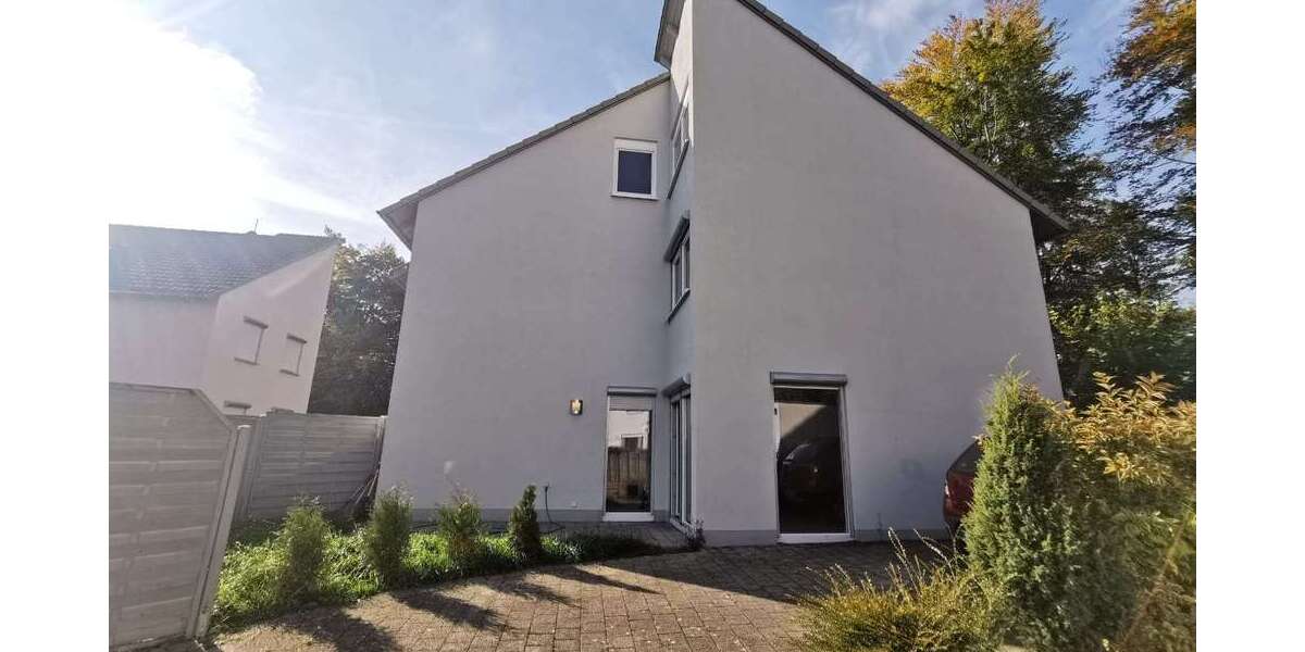 Einfamilienhaus Kaiserslautern Engelshof - 6 Zimmer, 207 m&sup2;, 2.100&euro; | Angebot:24650032