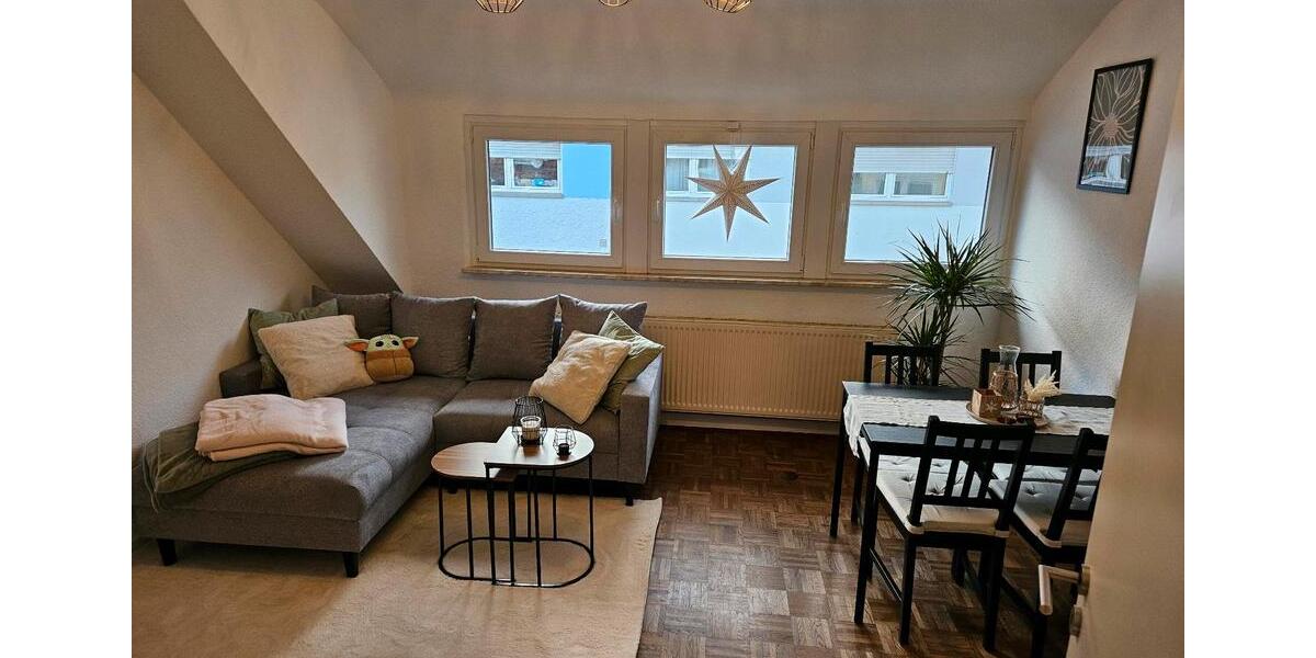 Dachgeschoßwohnung Kaiserslautern Betzenberg - 4 Zimmer, 78 m&sup2;, 570&euro; | Angebot:25651811