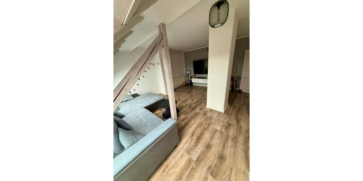 Dachgeschoßwohnung Pirmasens - 3.5 Zimmer, 120 m&sup2;, 850&euro; | Angebot:26459282