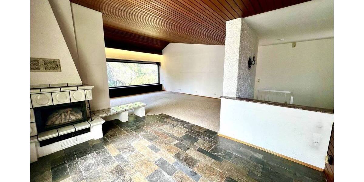 Einfamilienhaus Kaiserslautern Innenstadt - 6 Zimmer, 211 m&sup2;, 275.000&euro; | Angebot:25928854