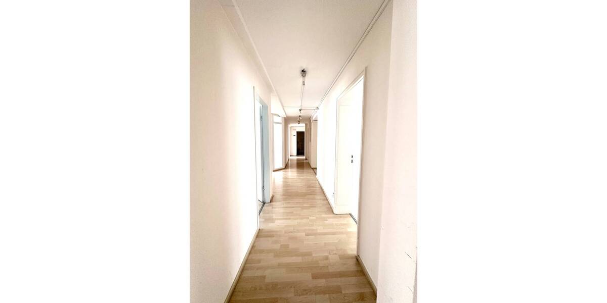 Gewerbeobjekt Kaiserslautern Innenstadt - 6 Zimmer, 1.120&euro; | Angebot:25800234