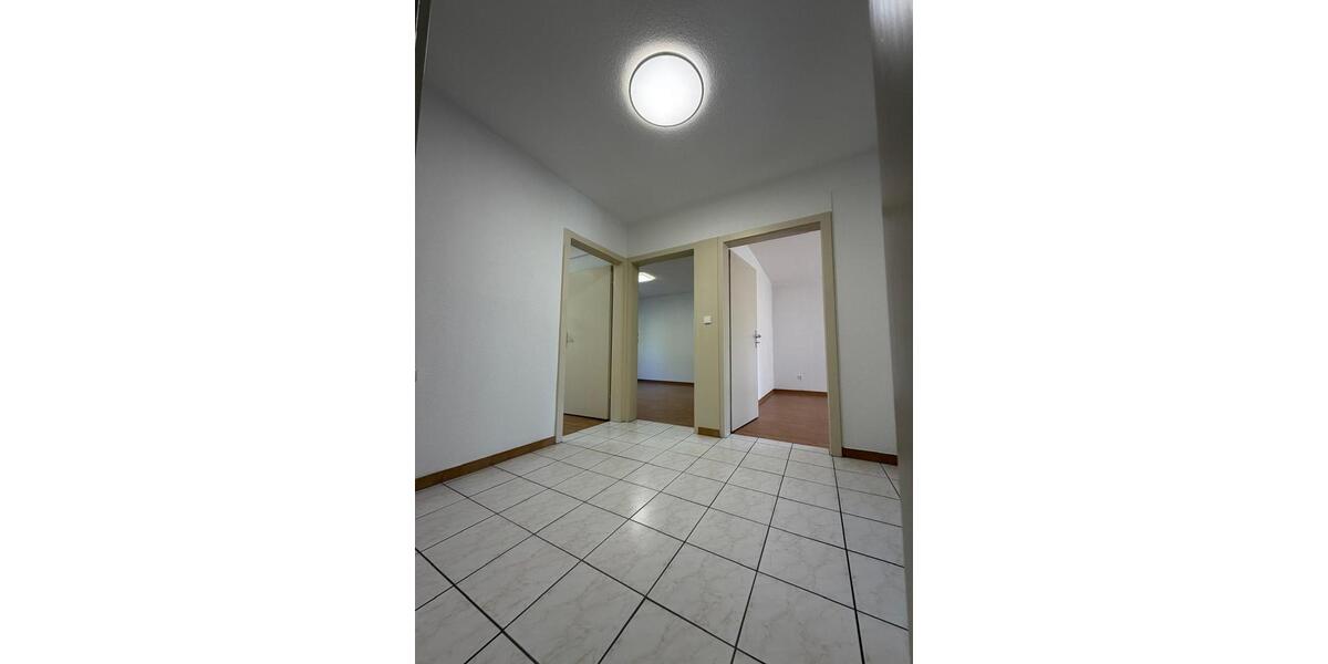 Erdgeschoßwohnung Kaiserslautern Bahnheim - 3 Zimmer, 75 m&sup2;, 750&euro; | Angebot:26164836