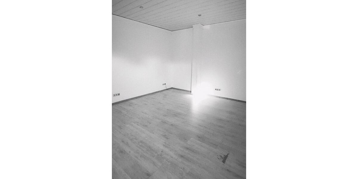 Etagenwohnung Kaiserslautern Betzenberg - 4 Zimmer, 125 m&sup2;, 1.500&euro; | Angebot:26185171