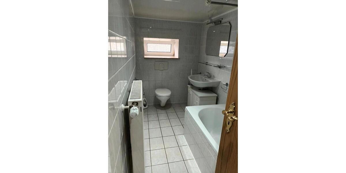 Einfamilienhaus Steinwenden - 7 Zimmer, 160 m&sup2;, 210.000&euro; | Angebot:26640063