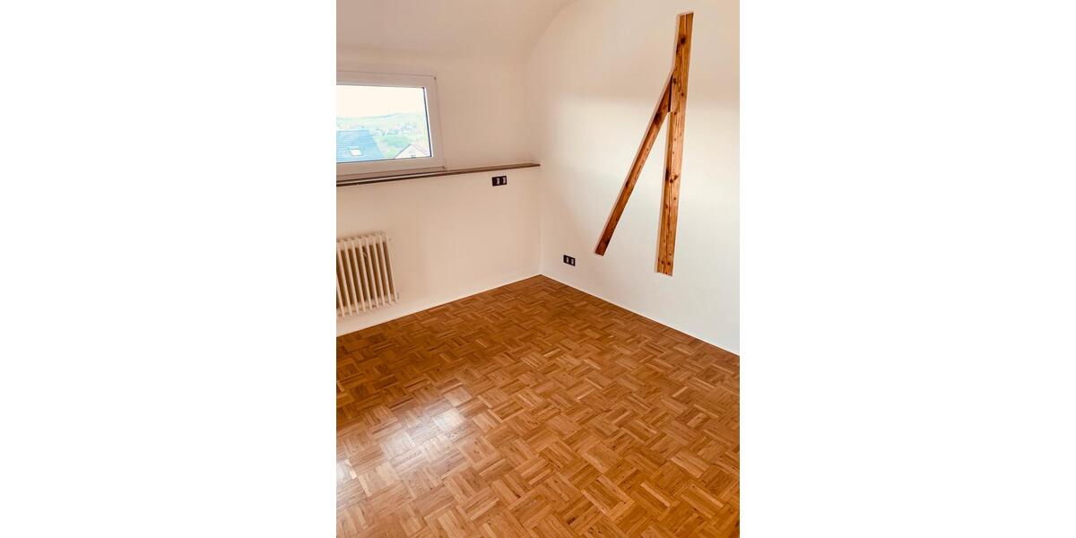Einfamilienhaus Kaiserslautern Engelshof - 6 Zimmer, 200 m&sup2;, 450.000&euro; | Angebot:26533889