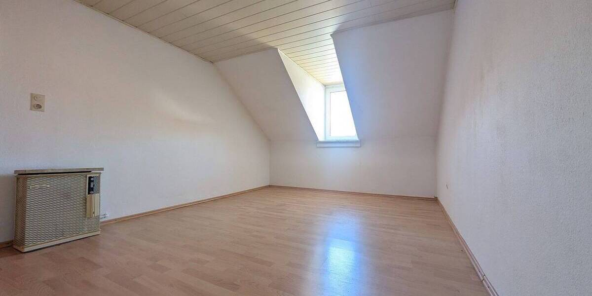 Mehrfamilienhaus, Wohnhaus Kaiserslautern Innenstadt - 9 Zimmer, 202 m&sup2;, 285.000&euro; | Angebot:26309369