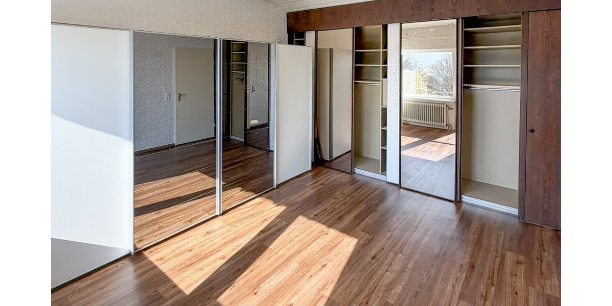 Doppelhaushälfte mit Flair - Ruhig. Modern. Familienfreundlich - Doppelhaushälfte Eisenberg/ Steinborn Steinborn | Angebot:26069126