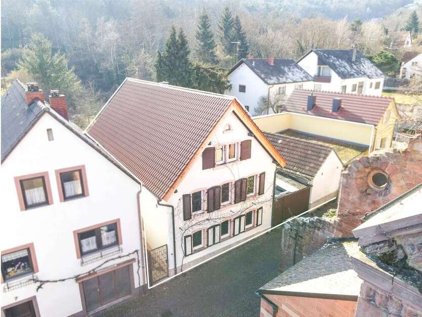 Haus zum Kaufen in Bad Dürkheim 515.000 € 200 m²