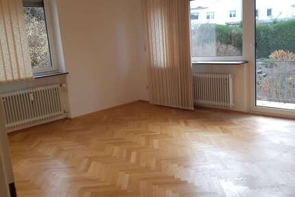 Wohnung Kaiserslautern Bahnheim - 4 Zimmer, 103 m&sup2;, 1.100&euro; | Angebot:24069858