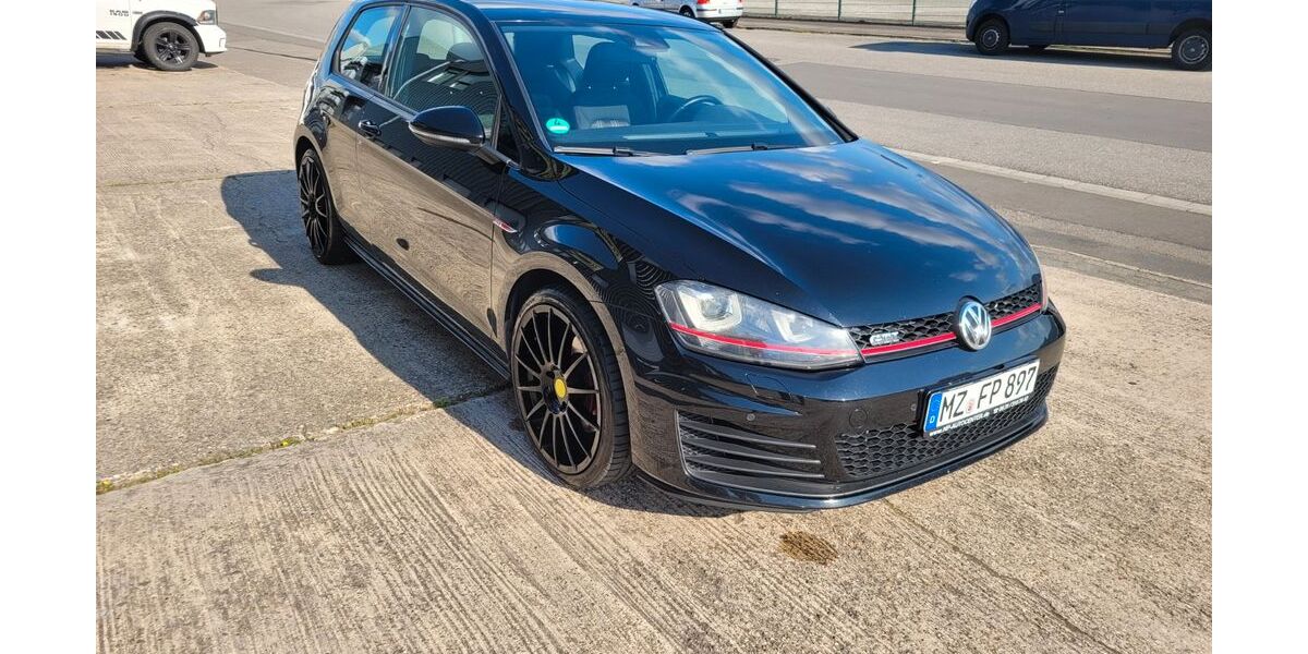 VW Golf 154.632 km 14.990 &euro; Kaiserslautern 67663