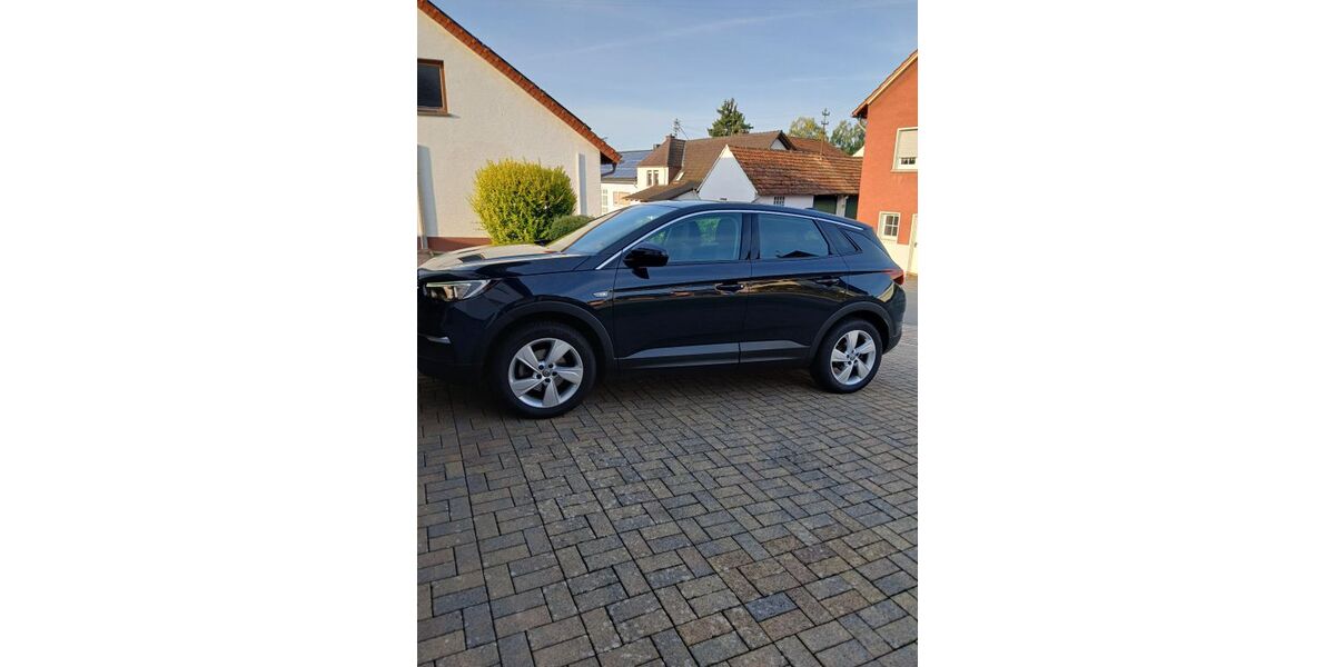 Opel Grandland (X) 71.000 km 12.500 &euro; Battweiler 66484
