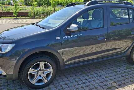 Dacia Sandero 76.000 km 8.495 &euro; Neustadt 67433