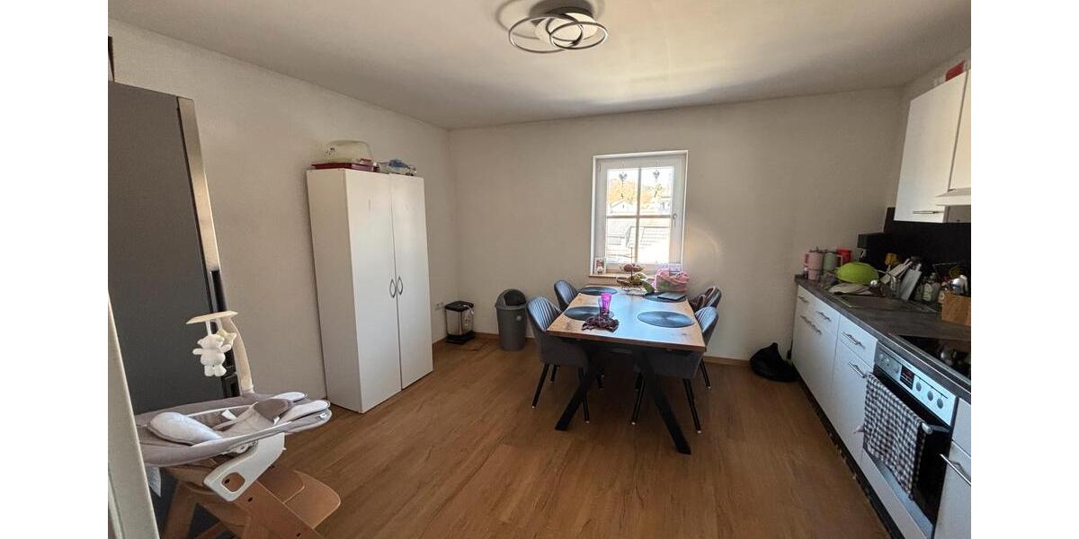 Etagenwohnung Steinbach am Donnersberg - 3 Zimmer, 93 m&sup2;, 800&euro; | Angebot:26296053