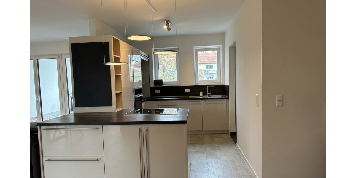 Etagenwohnung Kaiserslautern Innenstadt - 3 Zimmer, 116 m&sup2;, 1.600&euro; | Angebot:26219820