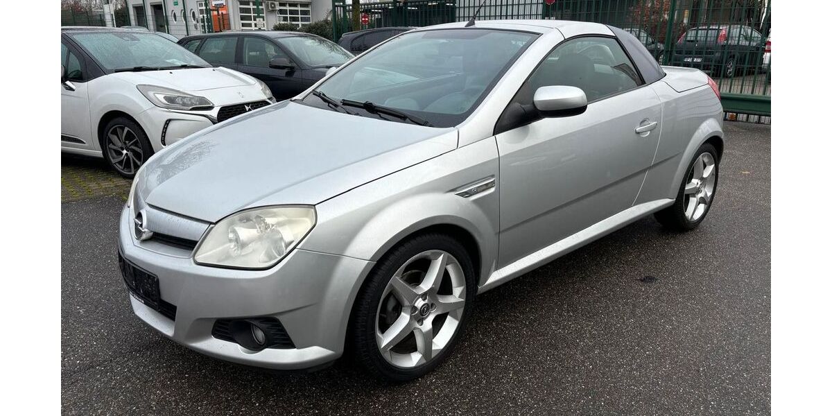 Opel Tigra 177.959 km 2.390 &euro; Kaiserslautern 67657
