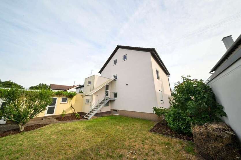 Haus zum Kaufen in Neustadt 498.000 € 218 m²
