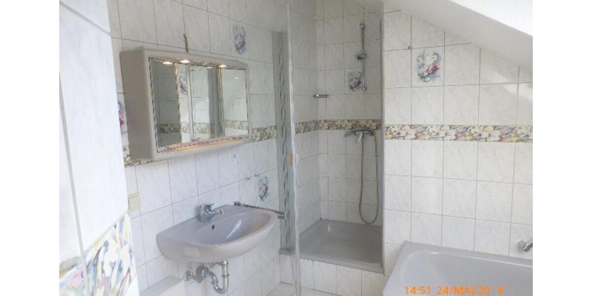 Einfamilienhaus Weilerbach - 7 Zimmer, 144 m&sup2;, 950&euro; | Angebot:24673529