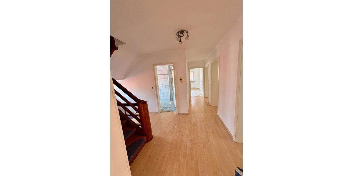 Einfamilienhaus Bad Dürkheim Leistadt - 11 Zimmer, 245 m&sup2;, 445.000&euro; | Angebot:26545135