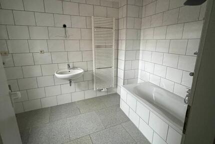 Wohnung Steinbach am Donnersberg - 5 Zimmer, 148 m&sup2;, 600&euro; | Angebot:25375926