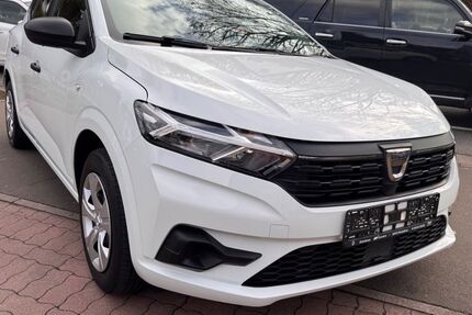 Dacia Sandero 35.900 km 10.490 &euro; Kaiserslautern 67659