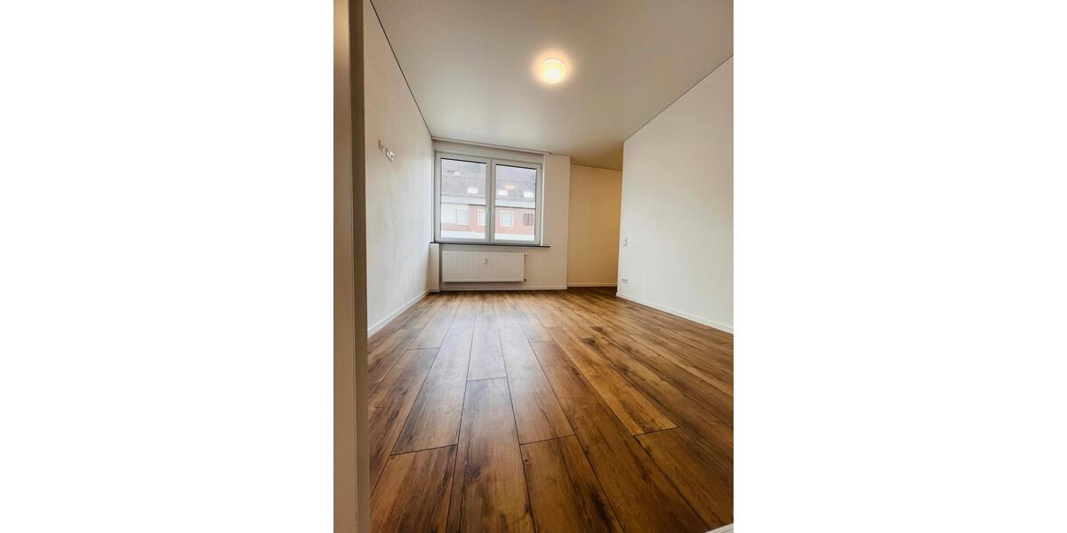 Erdgeschoßwohnung Bruchmühlbach-Miesau Miesau - 4 Zimmer, 130 m&sup2;, 1.500&euro; | Angebot:24698372