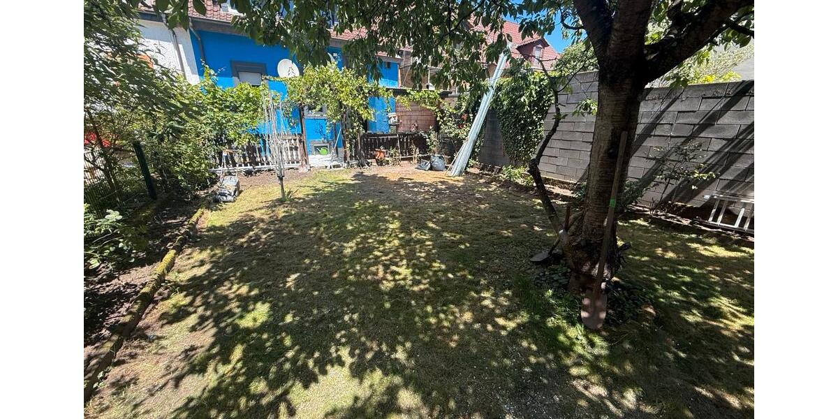 Reihenhaus Kaiserslautern Betzenberg - 8 Zimmer, 100 m&sup2;, 2.000&euro; | Angebot:27702868