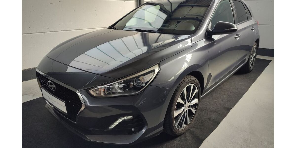 Hyundai i30 75.500 km 12.450 &euro; Neustadt a. d. Weinstr. 67435