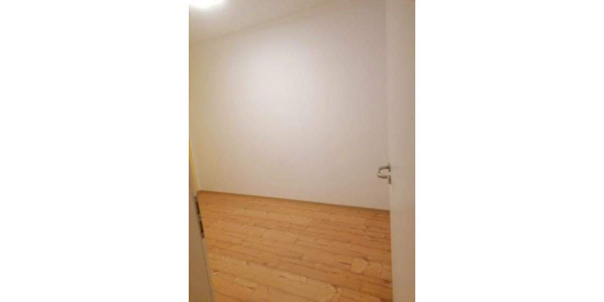 Mehrfamilienhaus, Wohnhaus Kaiserslautern Dansenberg - 6 Zimmer, 124 m&sup2;, 235.000&euro; | Angebot:25741635